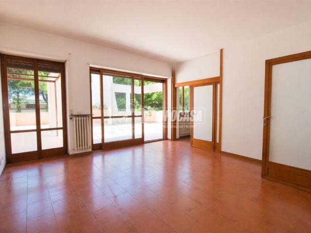 Casa indipendente in vendita a Porto San Giorgio FM
