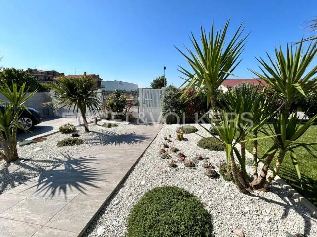 Villa in vendita a Porto Sant'Elpidio FM