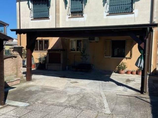Villa in vendita a Porto Tolle RO
