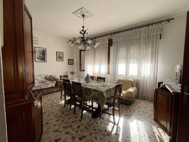 Villa in vendita a Porto Tolle RO