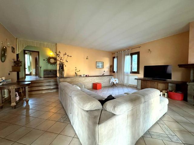 Villa in vendita a Porto Viro RO