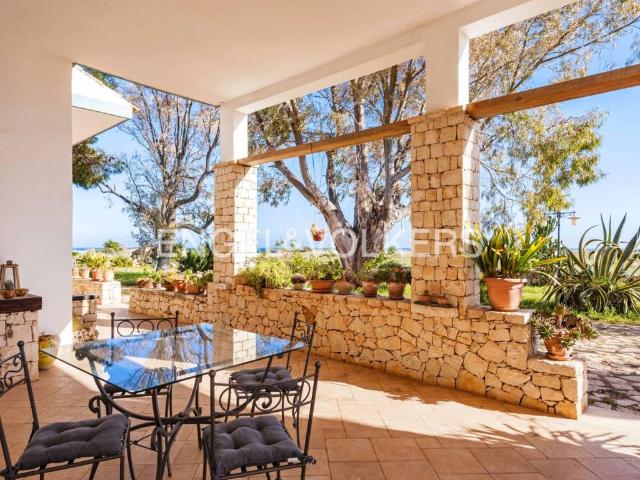 Villa in vendita a Portopalo di Capo Passero SR