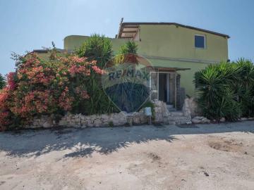 Villa in vendita a Portopalo di Capo Passero SR
