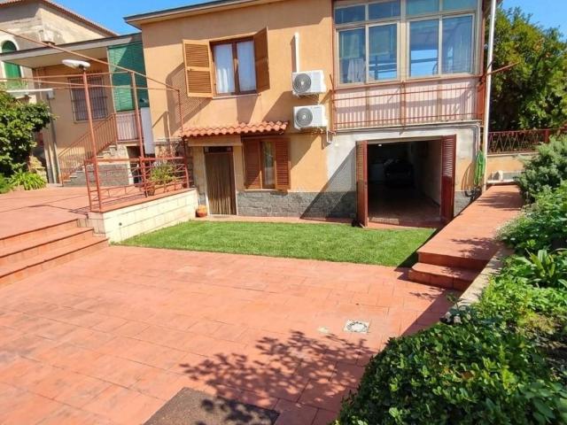 Villa in vendita a Portici NA