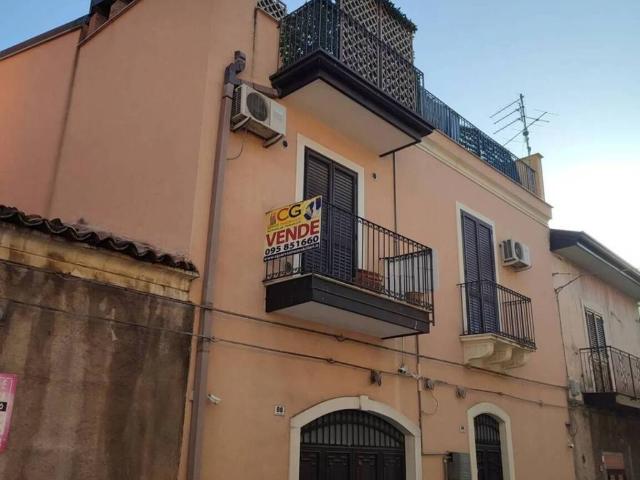 Villa in vendita a Paternò CT