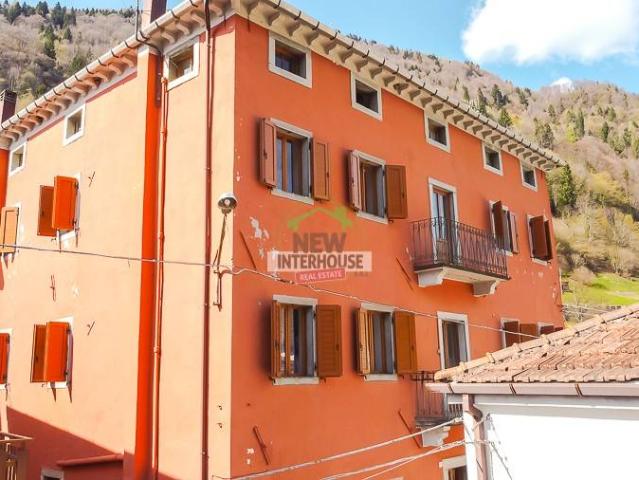 Villa in vendita a Paularo UD