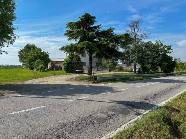 Villa in vendita a Pavia di Udine UD