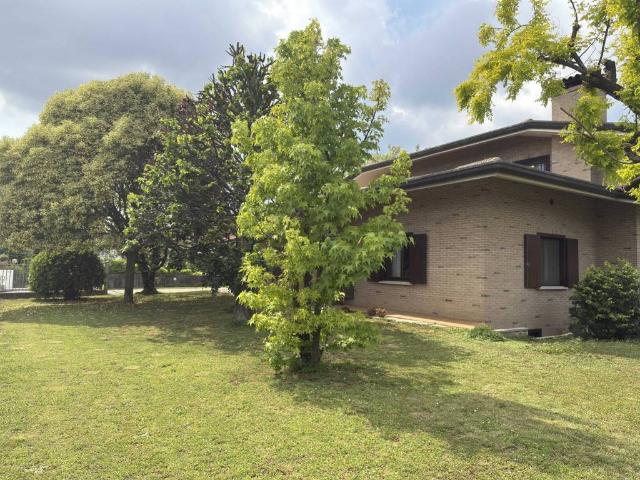 Villa in vendita a Pavia di Udine UD