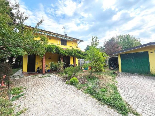 Villa in vendita a Pavia PV