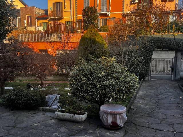 Villa in vendita a Pavia PV