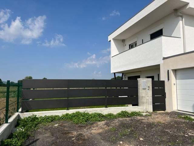 Villa in vendita a Pavia PV
