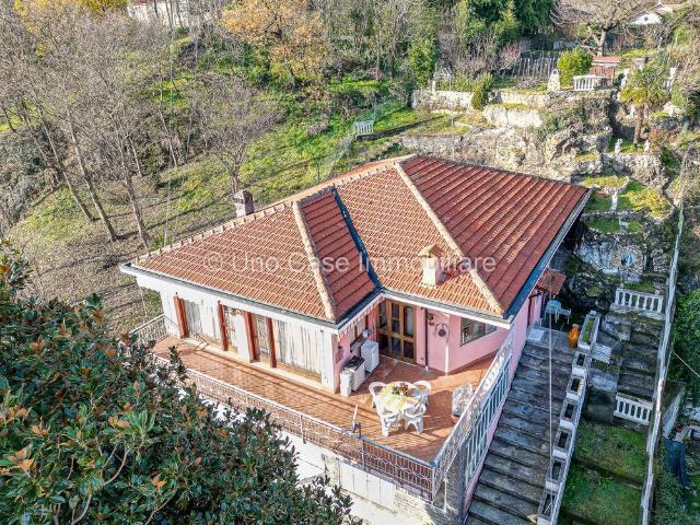 Villa in vendita a Pavone Canavese TO