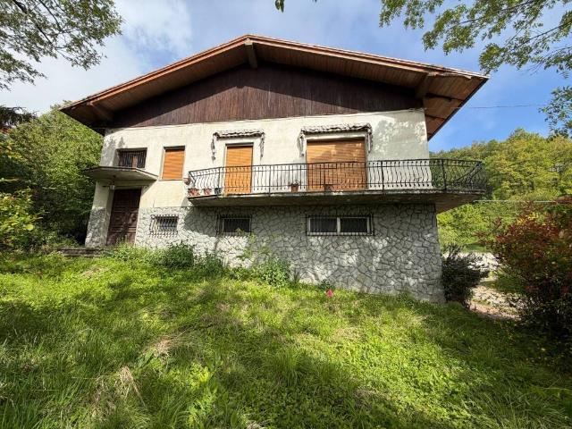 Villa in vendita a Pavullo nel Frignano MO