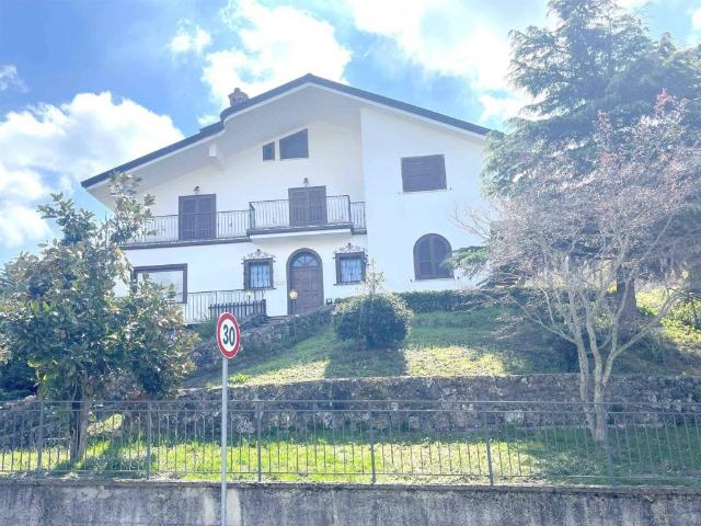 Villa in vendita a Pavullo nel Frignano MO