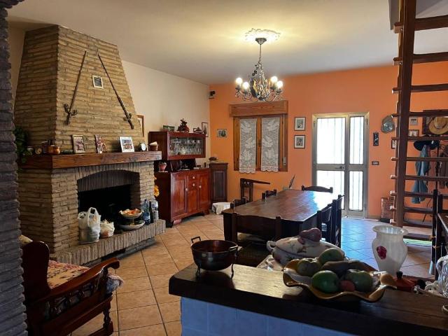 Villa in vendita a Pavullo nel Frignano MO