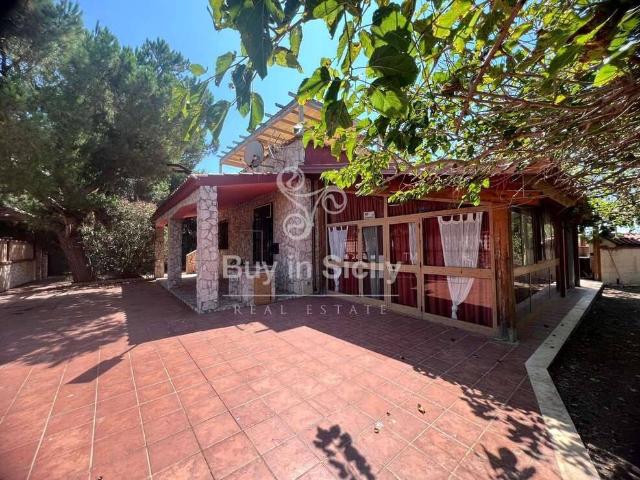 Villa in vendita a Pachino SR