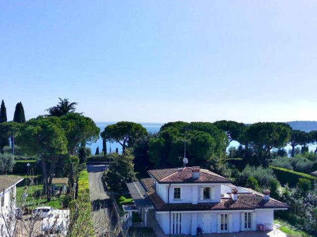 Villa in vendita a Padenghe sul Garda BS