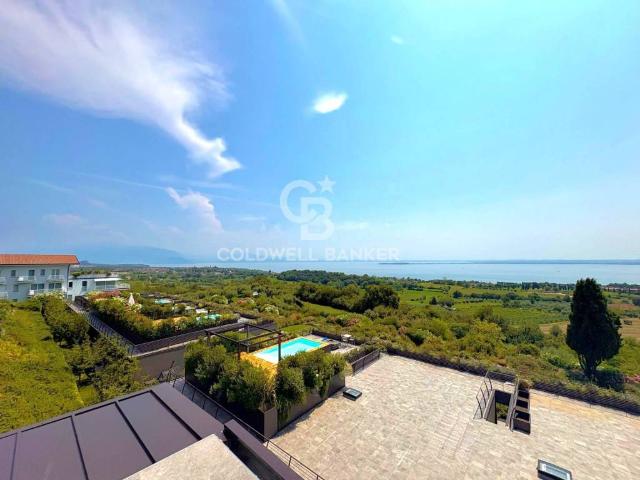 Villa in vendita a Padenghe sul Garda BS