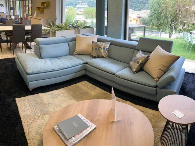 Villa in vendita a Padenghe sul Garda BS