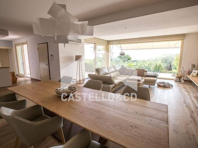 Villa in vendita a Padenghe sul Garda BS