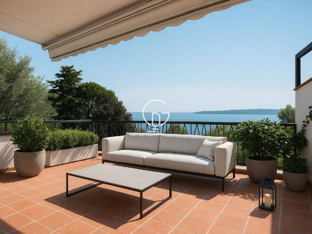 Villa in vendita a Padenghe sul Garda BS