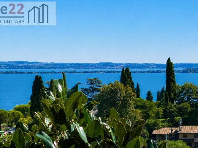 Villa in vendita a Padenghe sul Garda BS