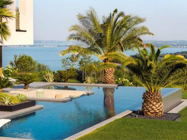Villa in vendita a Padenghe sul Garda BS