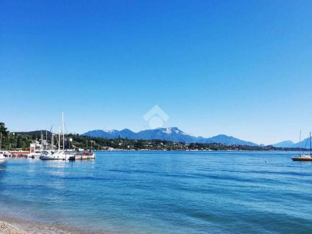 Villa in vendita a Padenghe sul Garda BS