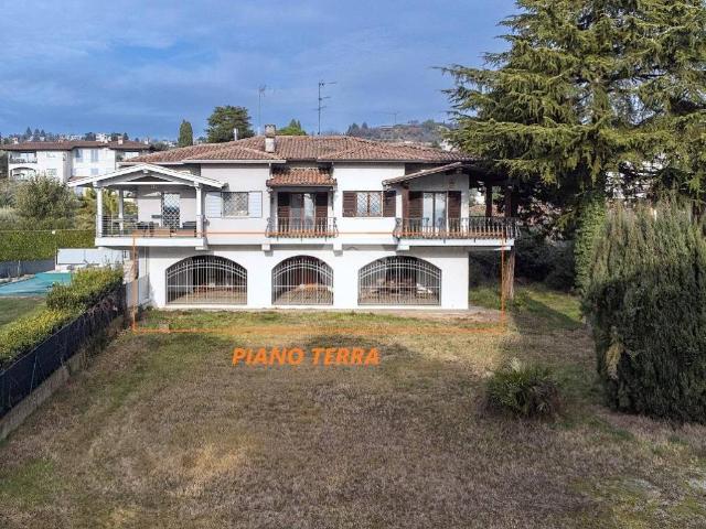 Villa in vendita a Padenghe sul Garda BS