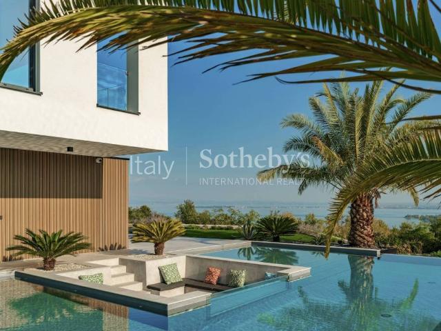 Villa in vendita a Padenghe sul Garda BS