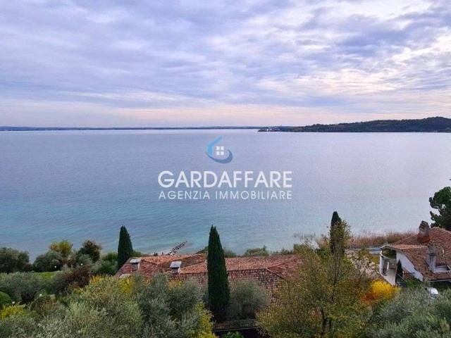 Villa in vendita a Padenghe sul Garda BS
