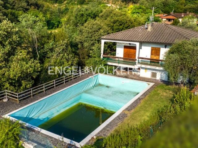Villa in vendita a Padenghe sul Garda BS