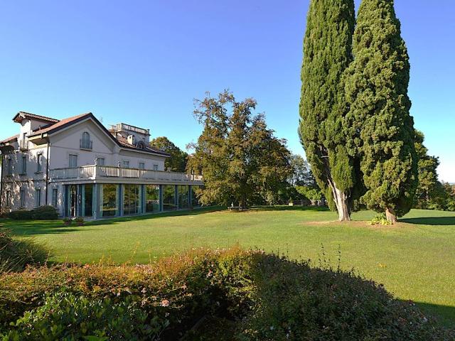 Villa in vendita a Paderno d'Adda LC