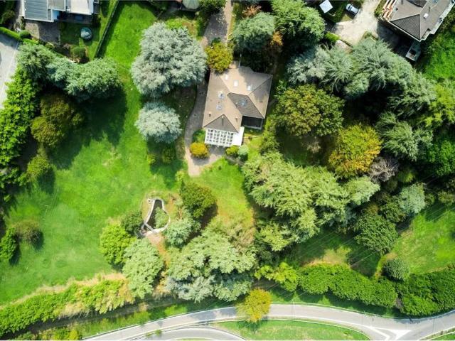 Villa in vendita a Paderno Dugnano MI