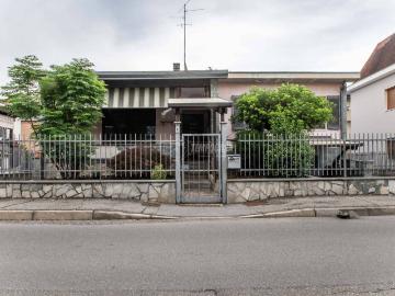 Villa in vendita a Paderno Dugnano MI