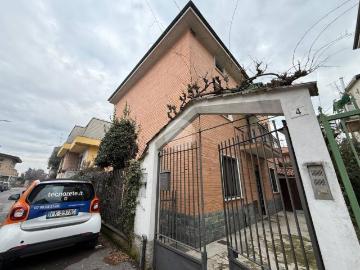 Villa in vendita a Paderno Dugnano MI