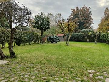 Villa in vendita a Paderno Dugnano MI