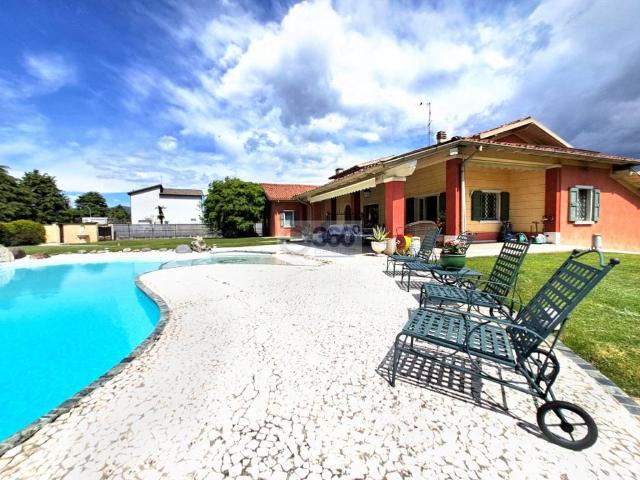 Villa in vendita a Paderno Franciacorta BS