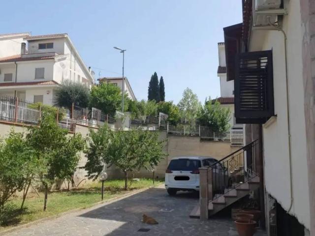 Villa in vendita a San Pietro in Guarano CS