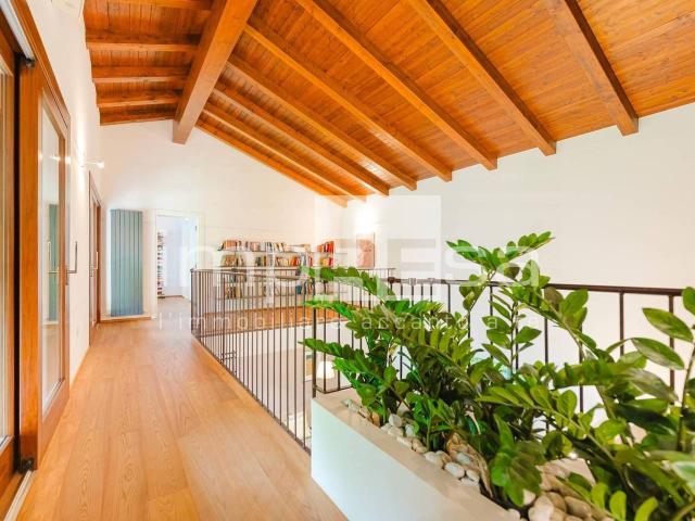 Villa in vendita a Paese