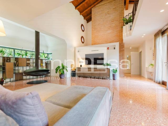 Villa in vendita a Paese, Postioma