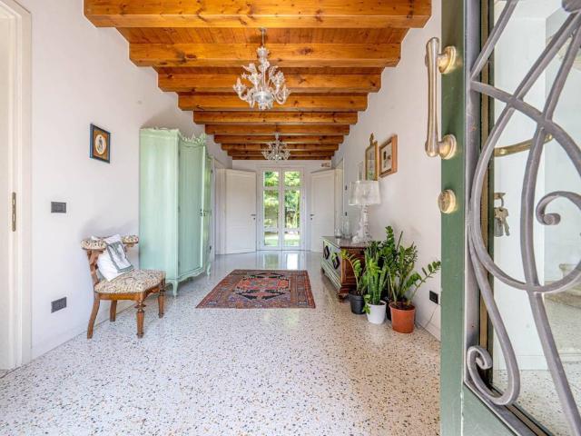 Villa in vendita a Paese TV