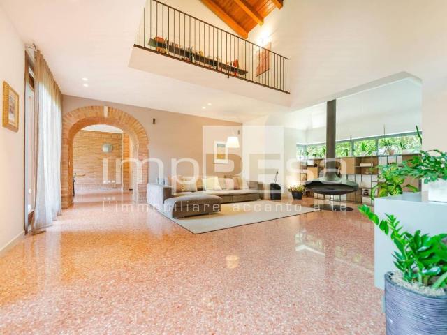 Villa in vendita a Paese TV