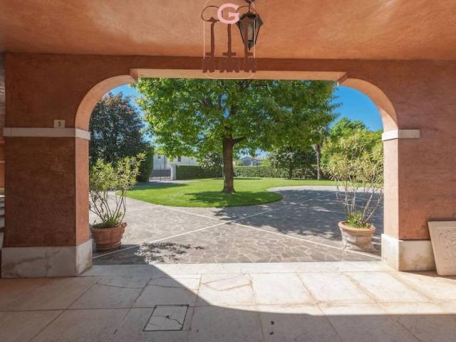 Villa in vendita a Paese TV