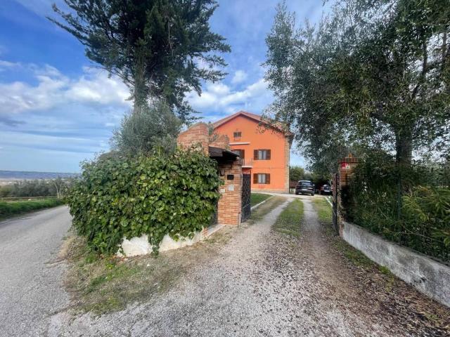 Villa in vendita a Paglieta CH