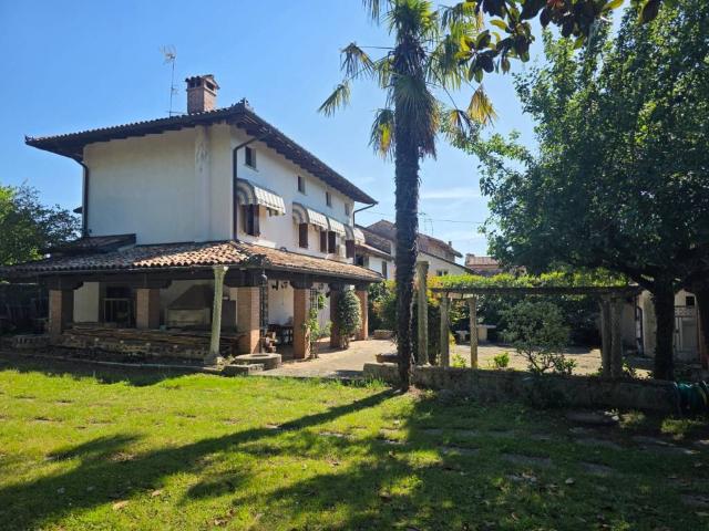 Villa in vendita a Pagnacco UD