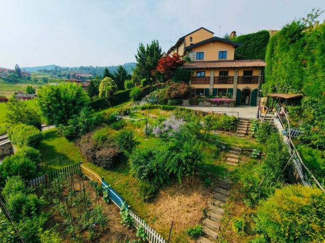 Villa in vendita a Palazzago BG