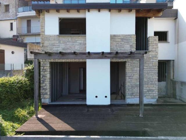 Villa in vendita a Palazzago BG
