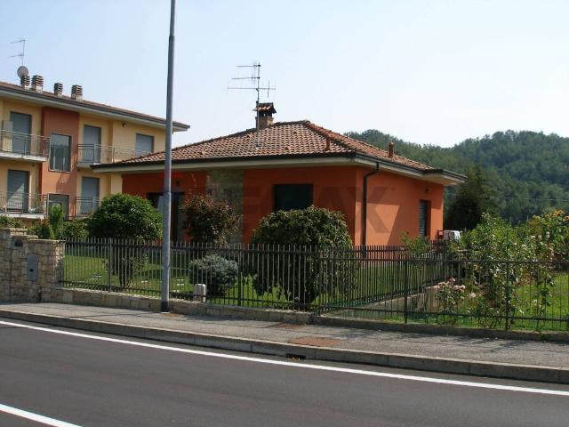 Villa in vendita a Palazzago BG