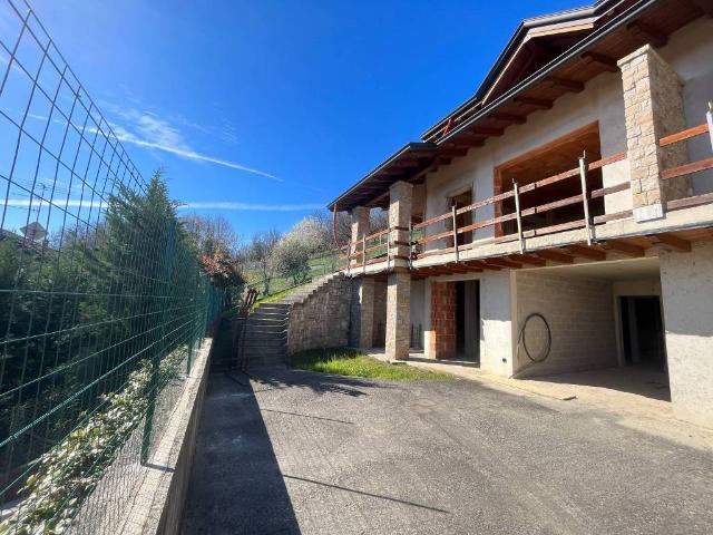 Villa in vendita a Palazzago BG